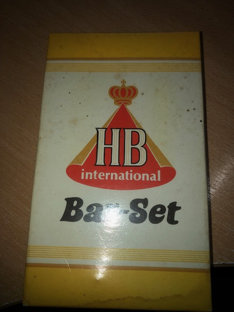 HB cigarettes  Bart set