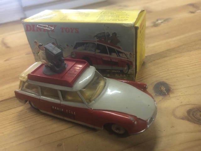 Dinky Toys 1404 Citroen ID19 Estate Car 'RTL"