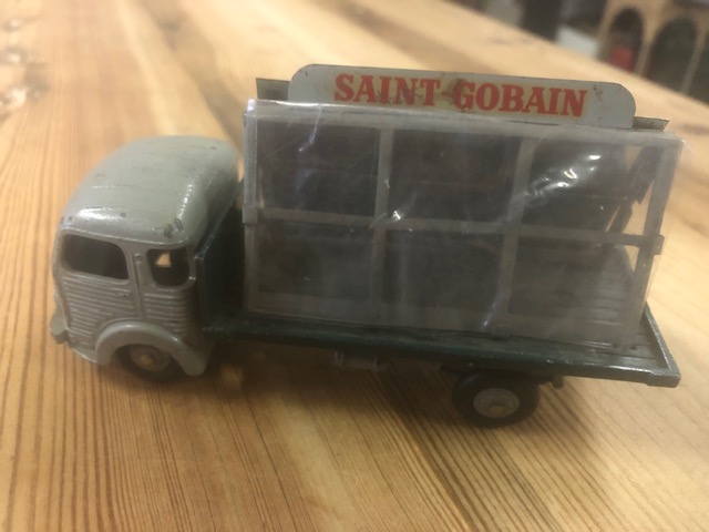 DINKY TOYS - Simca Cargo Glas Saint Gobain