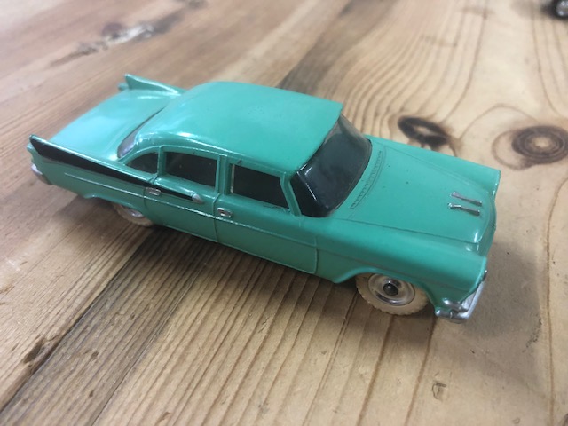 Dinky Toys 191 Dodge Royal Sedan