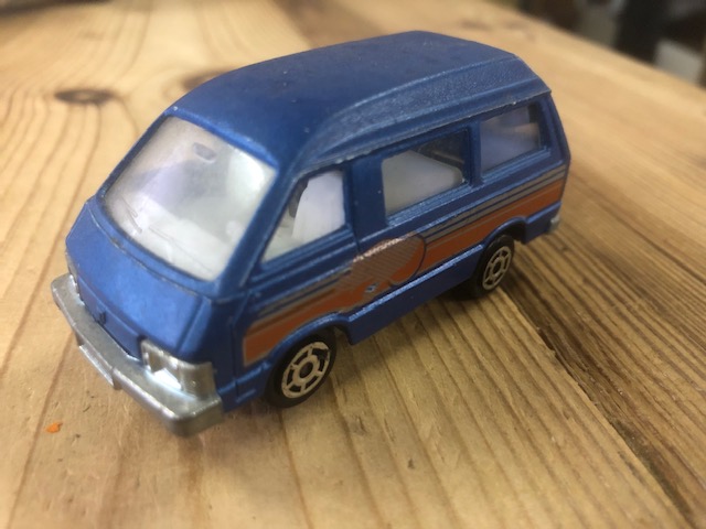 Majorette 216. Toyota Lite Ace 1/52