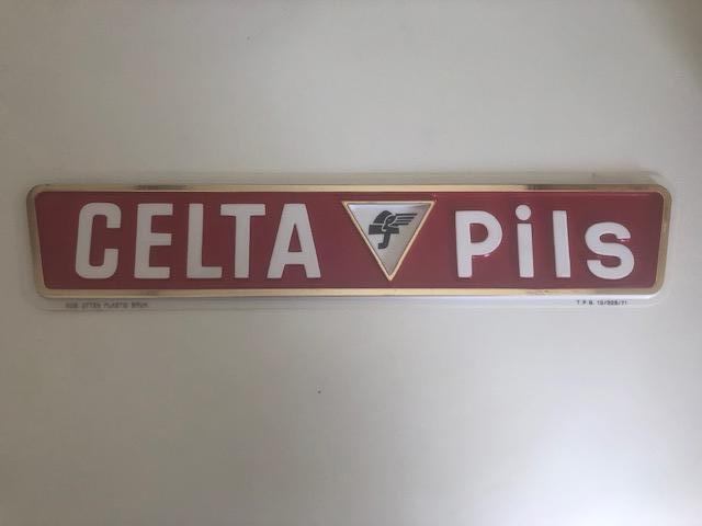 kunststof reclame bordje Celta Pils, Rob Otten