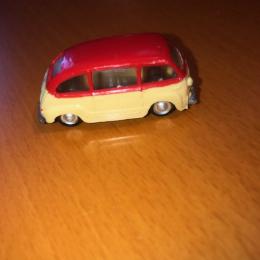 EKO miniatuur auto schaal 1:88 FIAT Multipla