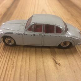 JAGUAR  DINKY TOYS 195 MECCANO LTD 