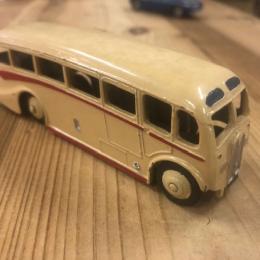 DINKY TOYS ENGLAND LUXURY COACH BEIGE 