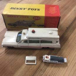 Dinky Toys 263 Superior Criterion Ambulance