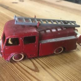 Dinky Toys berliet brandweerwagen 32E