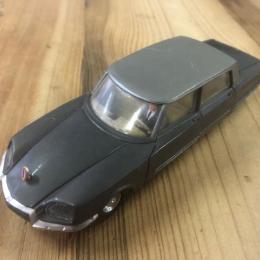 Dinky Toys 1435 Citroen DS Presidentielle