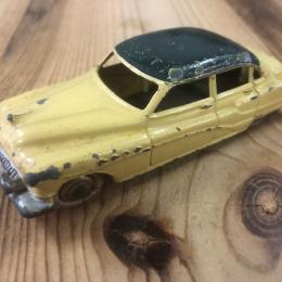 DINKY TOYS 24 V BUICK ROADMASTER