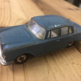 Dinky Toys 186 Mercedes Benz 220 SE