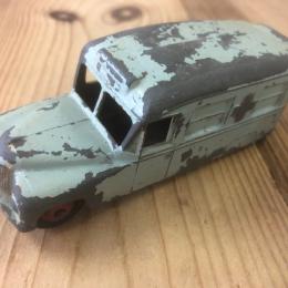 Dinky toys daimler ambulance