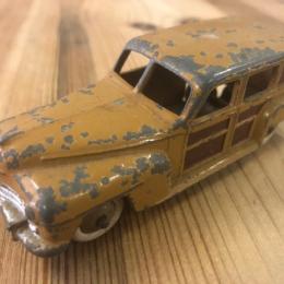 Dinky Toys 27F PLYMOUTH ESTATE CAR