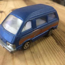 Majorette 216. Toyota Lite Ace 1/52