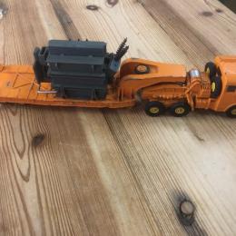 Dinky Toys, Berliet alle terreinen oplegger