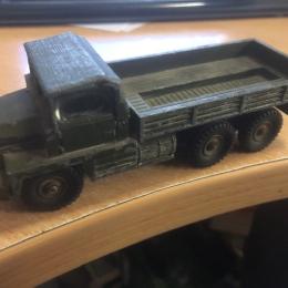 Dinky Toys 824 Militaire vrachtwagen "Gazelle" Berliet